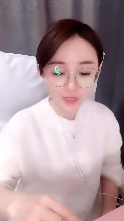 东北最火女主播,红透半边天的网络传奇”