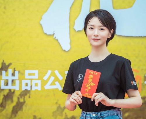 迪赛尔生活照,捕捉光影中的真实风采