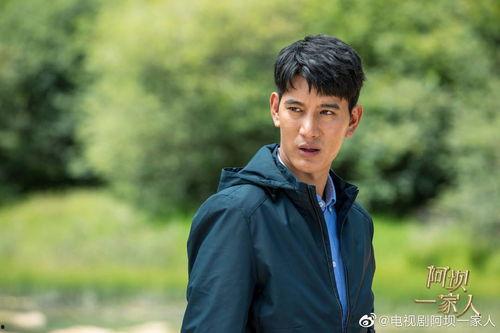 蒲巴甲的家庭背景,从藏族家庭走出的影视明星之路